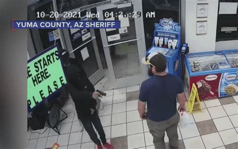 Marine Vet Foils Arizona Robbery By Grabbing Suspects Gun