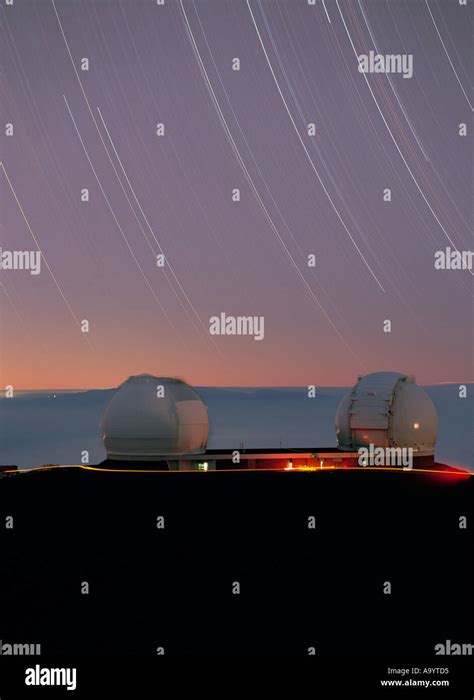 Keck observatory at night hi-res stock photography and images - Alamy