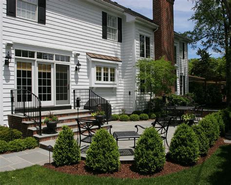 Best Colonial Exterior Design Ideas And Remodel Pictures Houzz