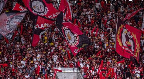 Paquetá no Botafogo torcida provoca Atlético MG e jogadores mais