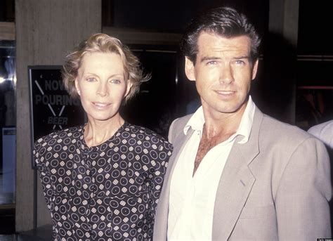 Rs Notícias Cassandra Harris Atriz Australiana E Primeira Mulher Do Ator Pierce Brosnan