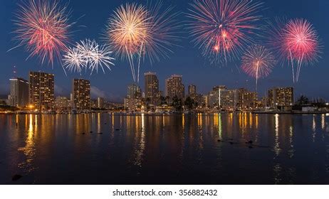 676 Fireworks Hawaii Images, Stock Photos & Vectors | Shutterstock