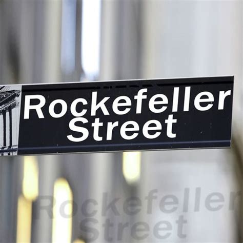 Rockefeller Street Lyrics - ROCKEFELLER STREET - Only on JioSaavn