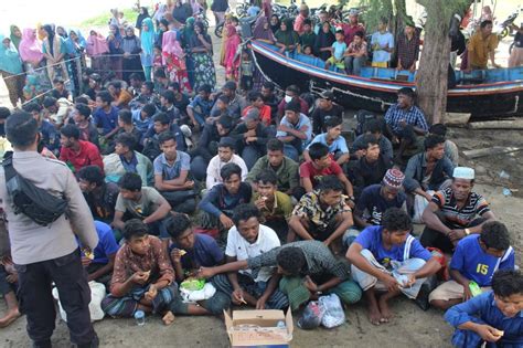 Ini Dia Rohingya Gelombang Pertama Tiba Di Aceh Tahun Bakata