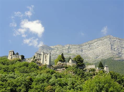 Visite groupes Miolans un château redoutable une prison redoutée