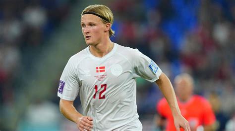 Bundesliga News Denmark S Dolberg Leaves Sevilla For Hoffenheim Loan