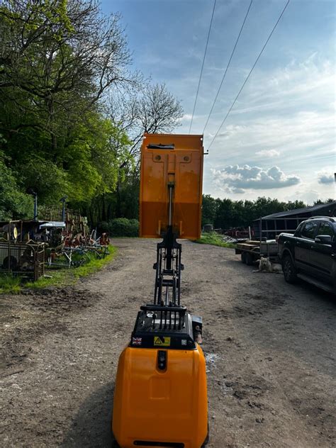 Jcb Htd Tracked High Tip Pedestrian Dumper Year Ebay