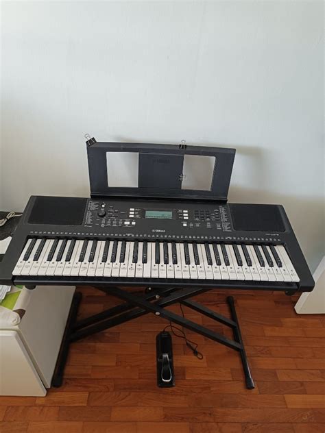 Yamaha Keyboard PSR E373 61 Keys Hobbies Toys Music Media