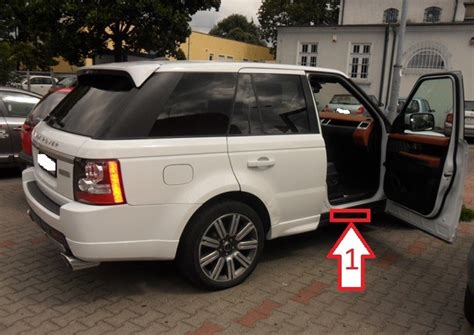 Land Rover Range Rover 2009 2012 Where Is Vin Number Find Chassis Number