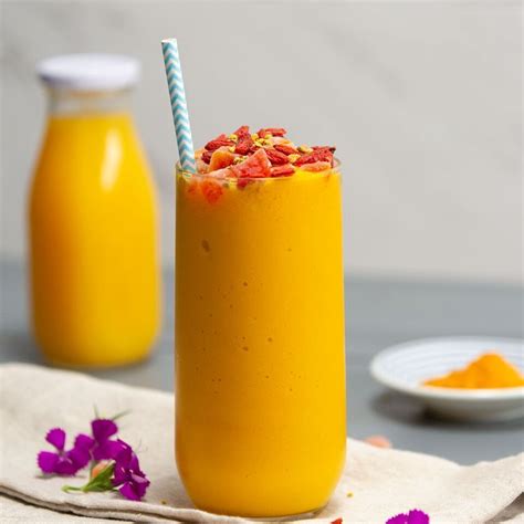 Vibrant Yellow Smoothie | Smoothies, Food processor recipes, Smoothie ...