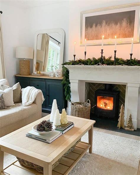 35 Fireplace Candles To Ignite Your Passion for Home Décor