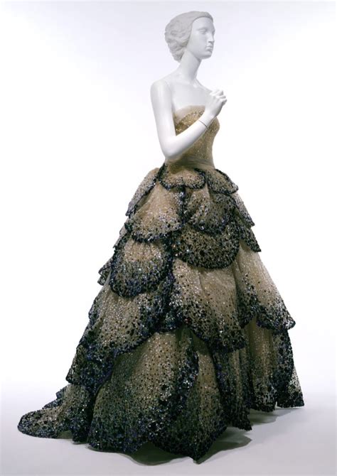 INSPIRATION: The Elegance of Christian Dior