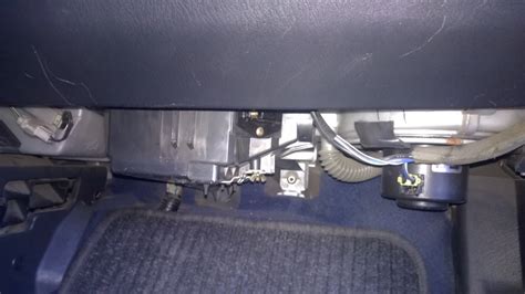 Фильтр-салона — Mazda 626 V (GF), 1,8 л, 1999 года | плановое ТО | DRIVE2