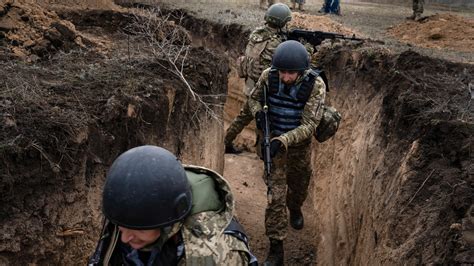 Kherson Perch L Ucraina Prende Con Le Pinze Il Ritiro Della Russia