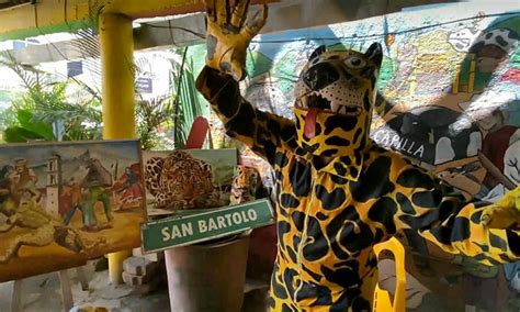 Interpretar Al Tigre En La Fiesta De San Bartolo En Tecpan Es Una