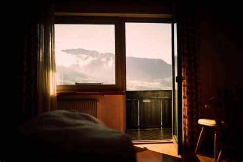 A Room With View Of Mountains · Free Stock Photo