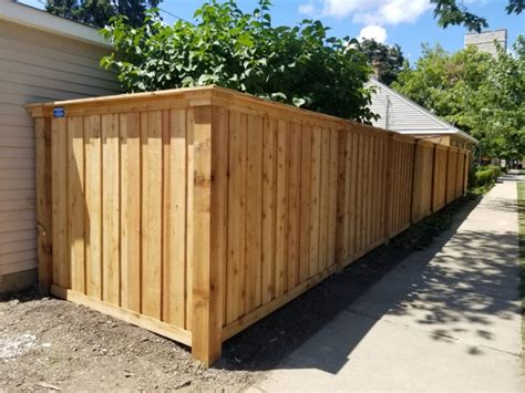 Wood Fence Chicago - Residential Wood Fence Company