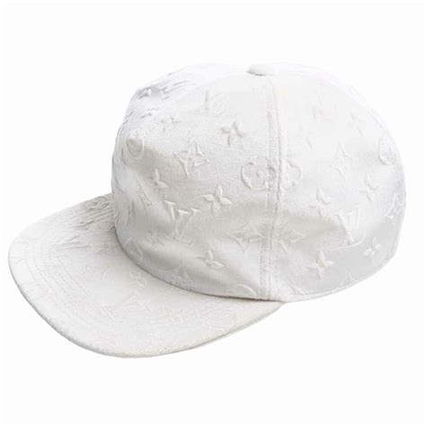 Louis Vuitton Hat - Catawiki