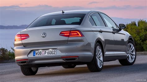 2015 Volkswagen Passat Rear Caricos