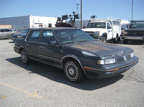 Oldsmobile Cutlass Ciera Studio Picture Vehicles