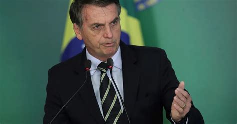 Polémica En Brasil Bolsonaro Habilitó A Militares A Celebrar El Golpe