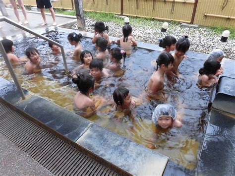 ドキドキ、ワクワクのお泊まり会♪ 函館短期大学付属幼稚園