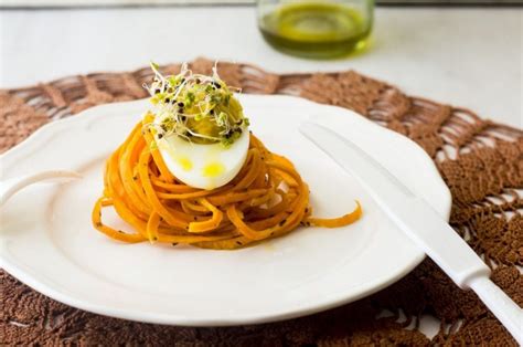 Ricetta Nidi Di Carote Con Uova Ripiene Dissapore