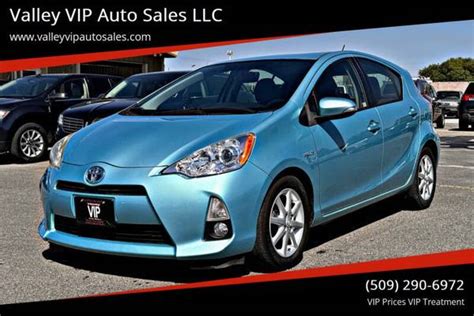 2013 Toyota Prius C Review And Ratings Edmunds