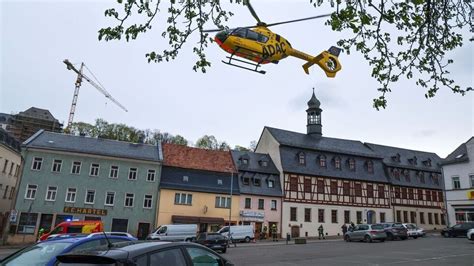 Mopedfahrer Kracht Auf Lieferfahrzeug Radio Erzgebirge