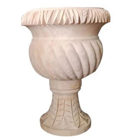 Brown Base 3 5 Feet Sandstone Garden Planter At Rs 6000 In Makrana