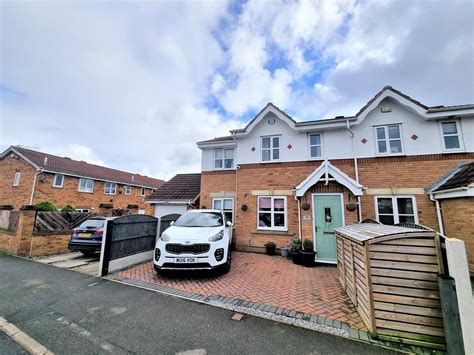 3 Bed Semi Detached House For Sale In Parkside Road Farsley Pudsey