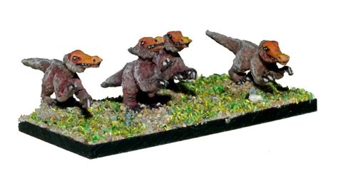 10mm Wargaming: 10mm Cretaceous Dinosaurs from Magister Militum