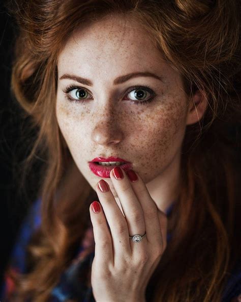 The Perfect Redhead Beautiful Freckles Beautiful Redhead Women With Freckles