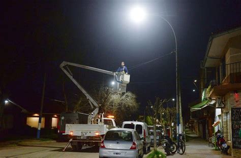 Sigue El Recambio De Luminarias En Diversos Sectores De La Ciudad El