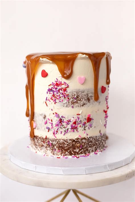 Semi Naked Cake Sonder Bakehouse