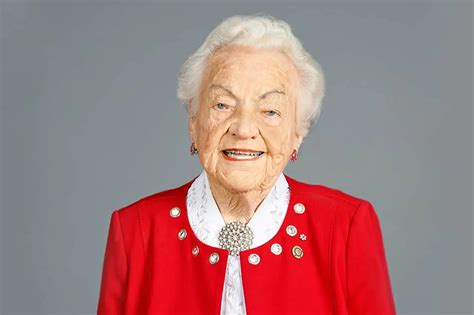 Public Funeral For Former Mississauga Mayor Hazel Mccallion Scheduled