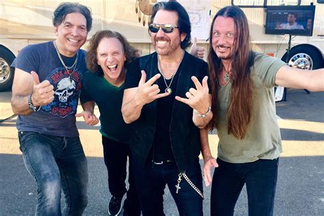 Winger Live Metal Express Radio