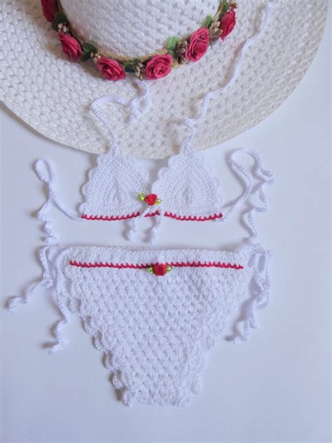 Hot Sexy Adele Tsy Bikini Pics