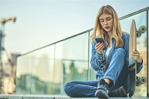 Premium Photo Image Of Beautiful Stylish Smiling Woman Sitting On