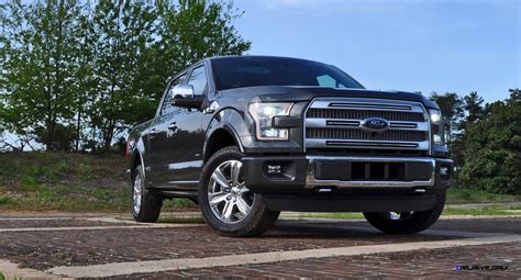 2015 Ford F-150 Platinum 4x4 Supercrew Review 17