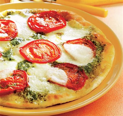 Pizza Cu Mozzarella Retete Culinare Romanesti Si Din Bucataria