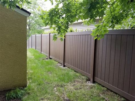 7 Creative Fence Gap Filler Ideas For A Better Yard