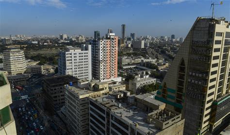 Authorities Evacuate Residents From Dangerously Tilted Karachi Building