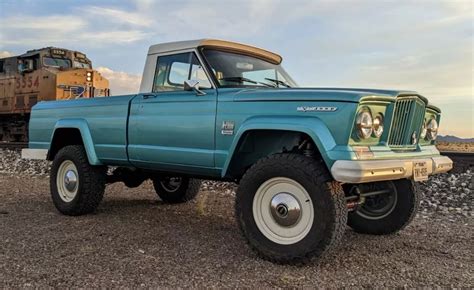 Este Jeep Gladiator Vino De 1966 Para Convertirse En Un Restomod De