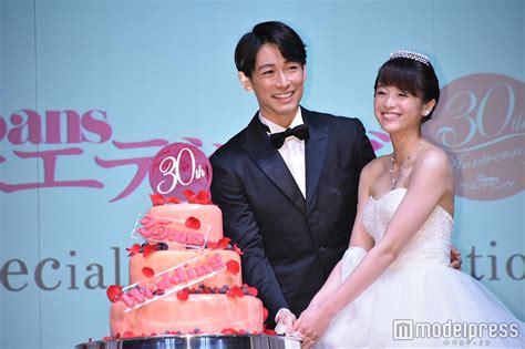 画像47 ディーン・フジオカ「結婚して幸せ」ウエディングドレス姿の清野菜名と照れ笑い モデルプレス