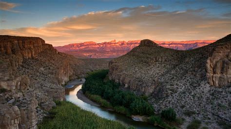 View Of The Rio Grande River In Big Bend National Park Texas Bing