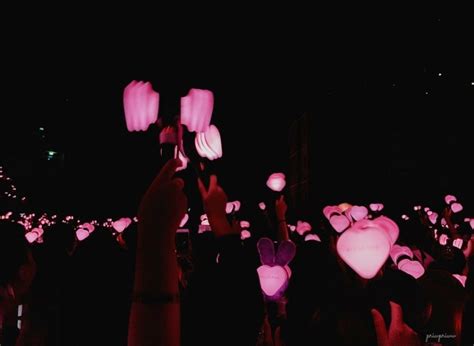 Blackpink Wallpaper Lightstick Blackpink Wallpaper