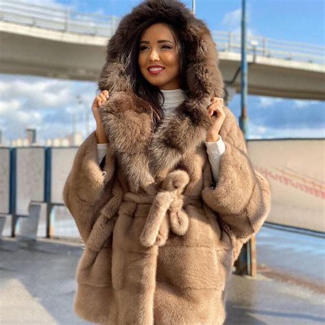 Real Fur Hood Coats Factory Sale