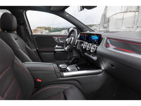 2023 Mercedes-Benz GLA-Class: 116 Interior Photos | U.S. News