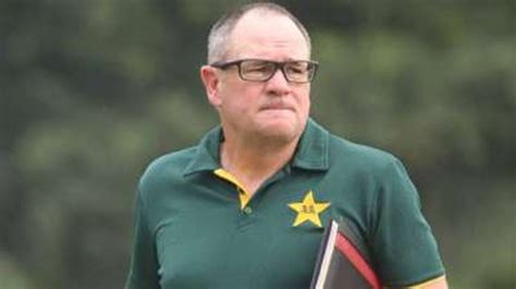 Head coach of Pak cricket team resigns | Daily Excelsior